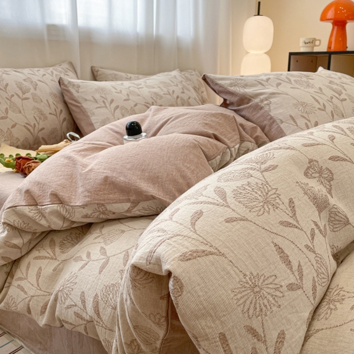 91家纺网 家纺一手货源 找家纺 菡宝 2025新款a类母婴级纯棉全棉纯棉色织三层纱提花系列四件套 韵蝶-米咖