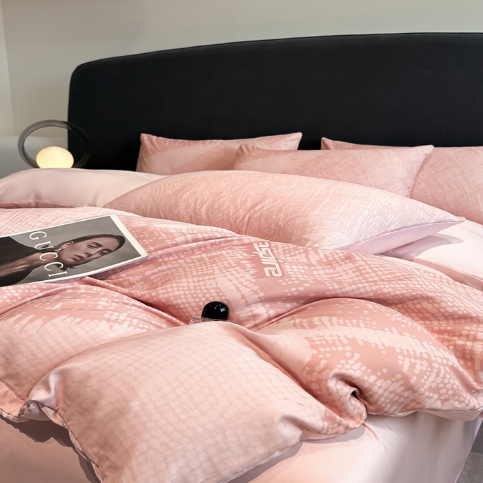 91家纺网 家纺一手货源 找家纺 新方向 2025春夏新款天丝数码印花四件套-凛风逸韵 凛风逸韵粉玉