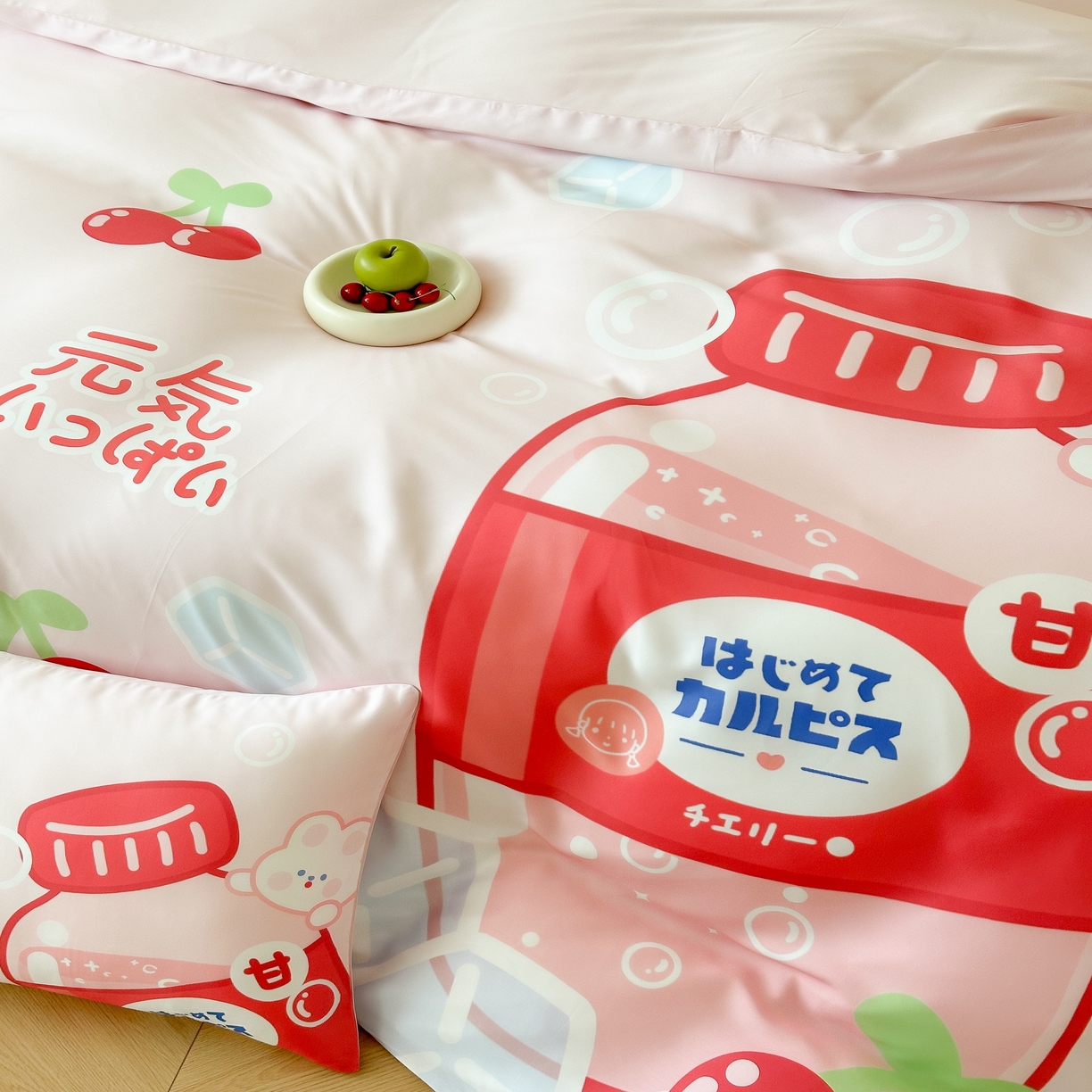 91家纺网 家纺一手货源 找家纺 （总）西西家居 2025春夏新款数码兰精天丝套件元气樱桃