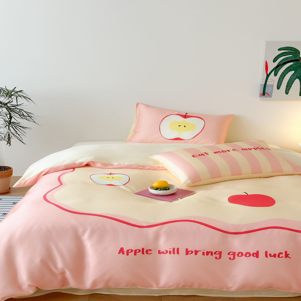 91家纺网 家纺一手货源 找家纺 （总）西西家居 2025春夏新款数码兰精天丝套件好运苹果