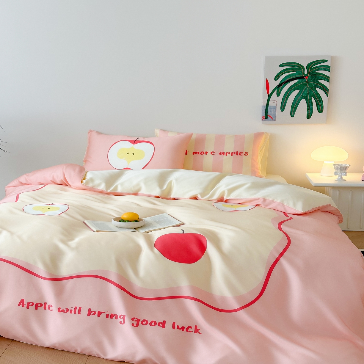 91家纺网 家纺一手货源 找家纺 （总）西西家居 2025春夏新款数码兰精天丝套件好运苹果