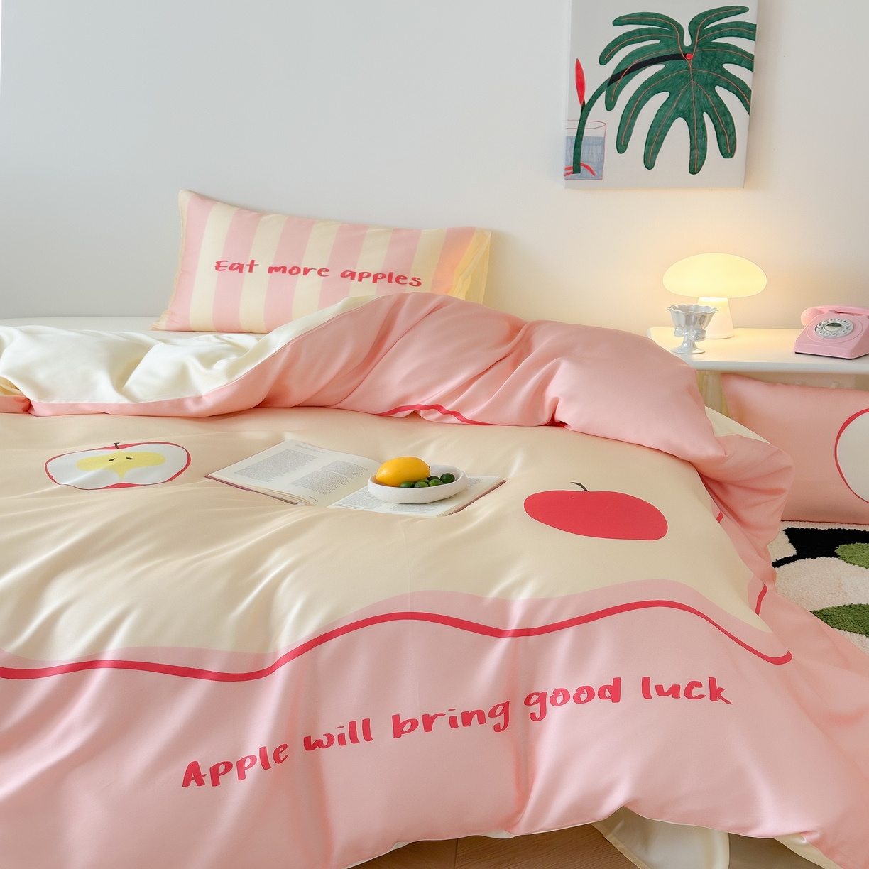 91家纺网 家纺一手货源 找家纺 （总）西西家居 2025春夏新款数码兰精天丝套件好运苹果