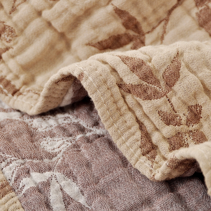 91家纺网 家纺一手货源 找家纺 萌飞 2025春夏新款全棉纯棉超柔四层泡纱布毛巾被 夏知