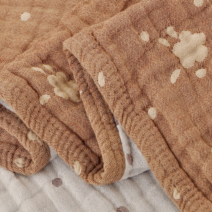 91家纺网 家纺一手货源 找家纺 萌飞 2025春夏新款全棉纯棉超柔四层泡纱布毛巾被 春萌