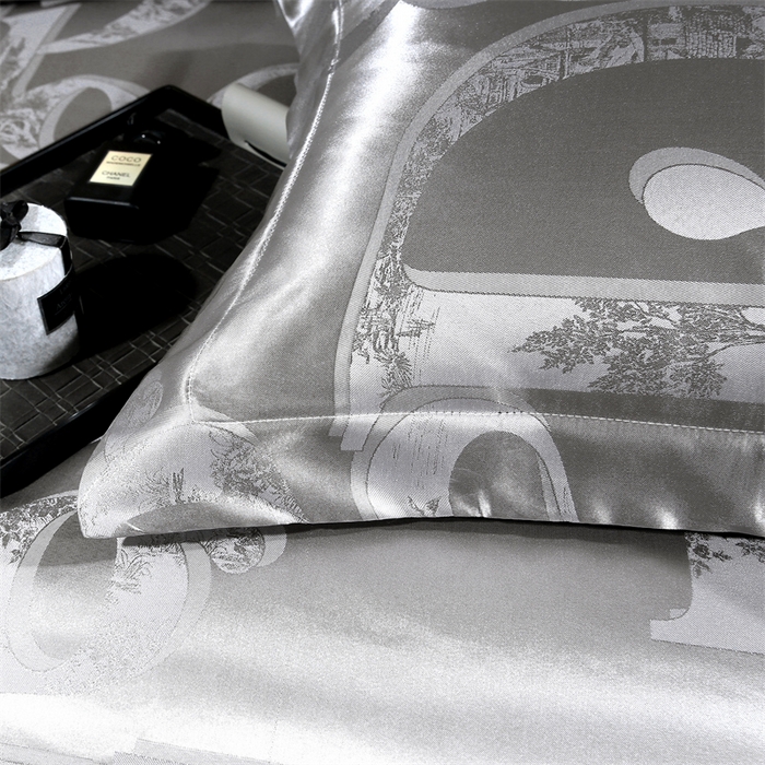 91家纺网 家纺一手货源 找家纺 七夜居 2025新款直播爆款欧式轻奢贡缎提花磨毛四件套 暮光之城-灰