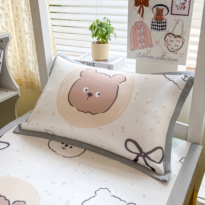 91家纺网 家纺一手货源 找家纺 耐思家纺 2025春夏新款A类冰丝印花凉席空调席学生系列 宝贝熊