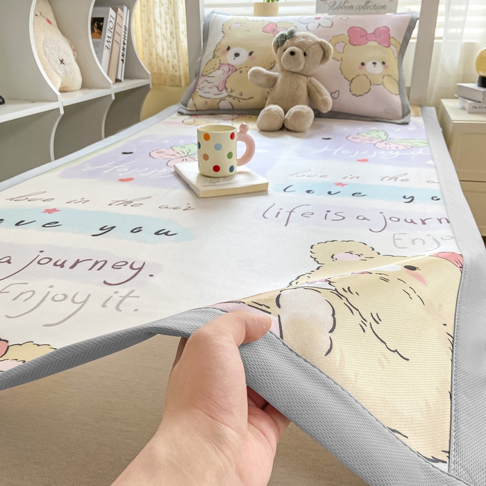 91家纺网 家纺一手货源 找家纺 耐思家纺 2025春夏新款A类冰丝印花凉席空调席学生系列 蝴蝶態