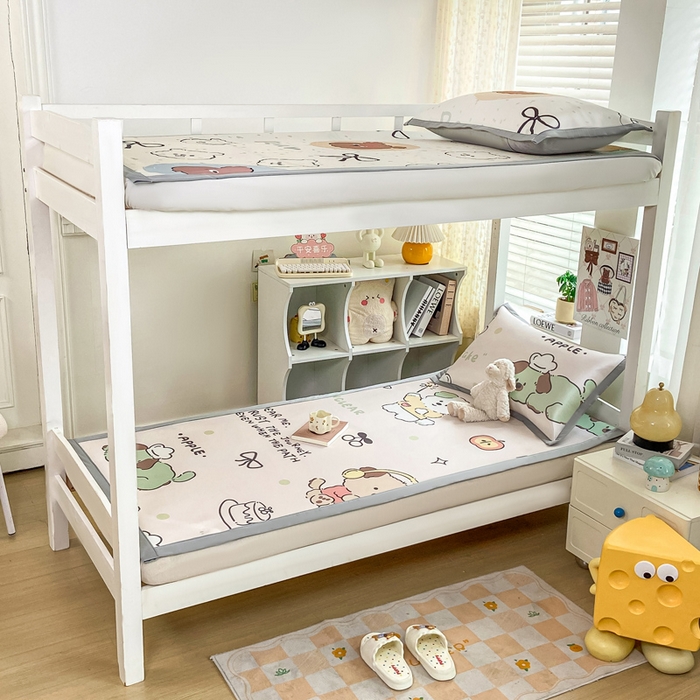 91家纺网 家纺一手货源 找家纺 耐思家纺 2025春夏新款A类冰丝印花凉席空调席学生系列 皮皮狗