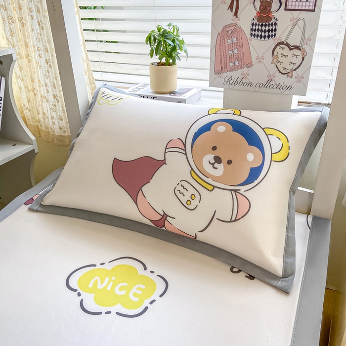 91家纺网 家纺一手货源 找家纺 耐思家纺 2025春夏新款A类冰丝印花凉席空调席学生系列 宇航员