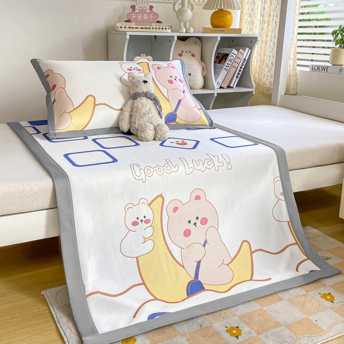 91家纺网 家纺一手货源 找家纺 （总）耐思家纺 2025春夏新款A类冰丝印花凉席空调席学生系列