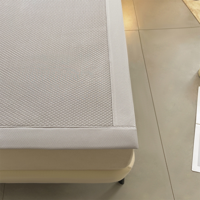 91家纺网 家纺一手货源 找家纺 炫拼2025新款A类满天星凉豆豆卡通毛巾绣大包边复合凉席  快乐旅行