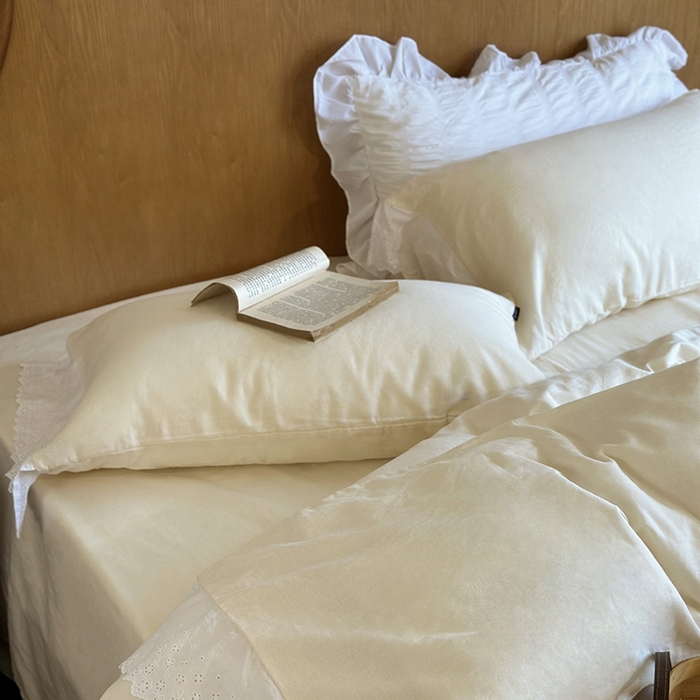 91家纺网 家纺一手货源 找家纺 窝米 2025新款全棉纯棉轻氧纱蕾丝花边款四件套系列 轻氧纱-奶茶白