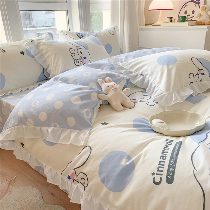 91家纺网 家纺一手货源 找家纺 玉元坊 2025年新款三丽鸥系列白花边被套纯棉全棉床裙三件套四件套-大耳狗系列 波点玉桂狗【花边款】