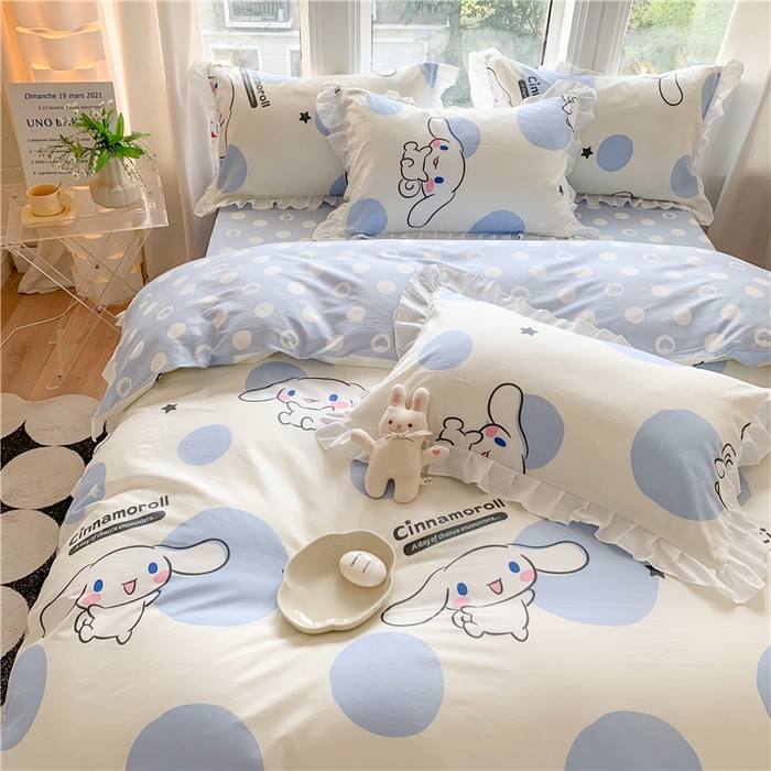 91家纺网 家纺一手货源 找家纺 玉元坊 2025年新款三丽鸥系列白花边被套纯棉全棉床裙三件套四件套-大耳狗系列 波点玉桂狗【花边款】