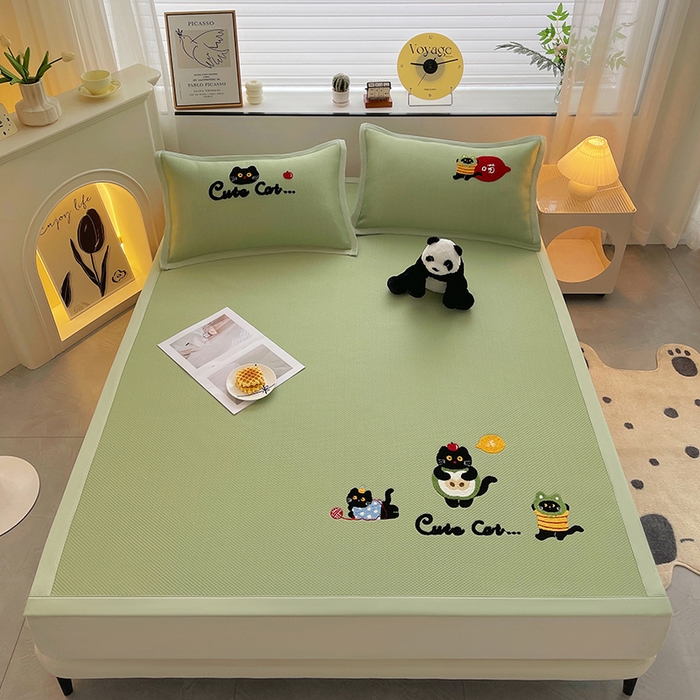 91家纺网 家纺一手货源 找家纺 炫拼2025新款A类满天星凉豆豆卡通毛巾绣大包边复合凉席  顽皮猫咪