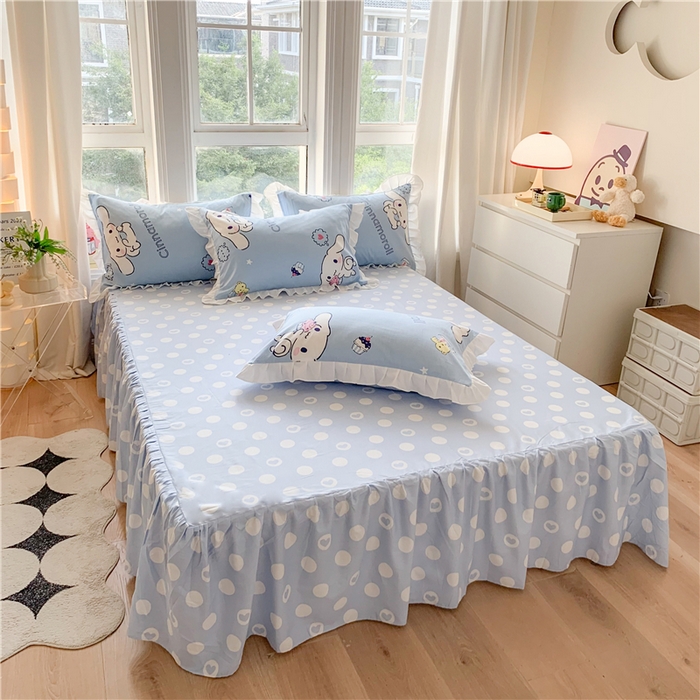 91家纺网 家纺一手货源 找家纺 玉元坊 2025年新款三丽鸥系列白花边被套纯棉全棉床裙三件套四件套-大耳狗系列 甜品玉桂狗【花边款】