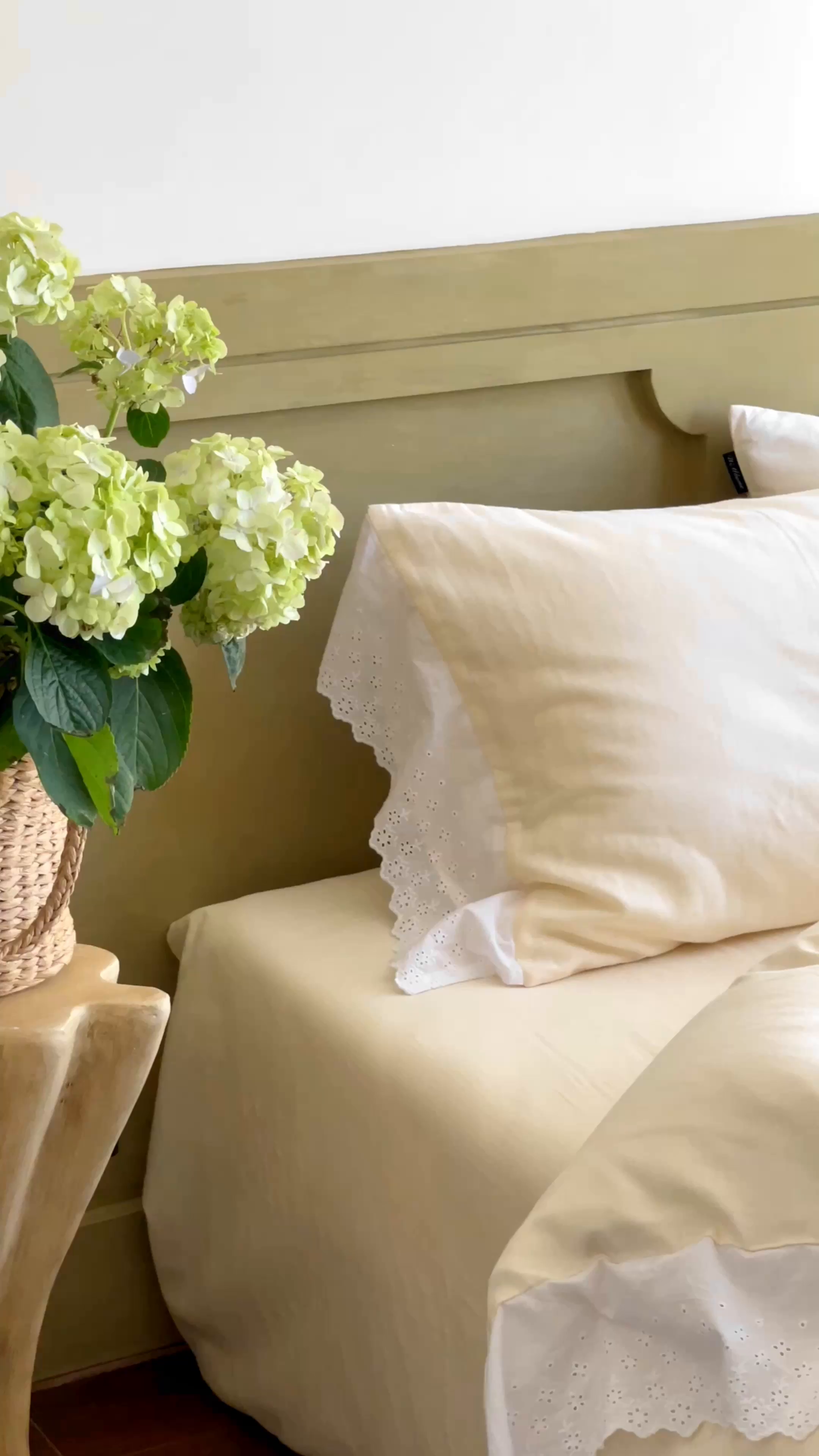 91家纺网 家纺一手货源 找家纺 窝米 2025新款全棉纯棉轻氧纱蕾丝花边款四件套系列 轻氧纱-奶茶白