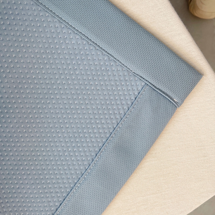 91家纺网 家纺一手货源 找家纺 炫拼2025新款A类满天星凉豆豆卡通毛巾绣大包边复合凉席  熊仔派对