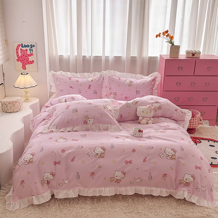 91家纺网 家纺一手货源 找家纺 玉元坊 2025年5月新品 三丽鸥花边被套全棉床单纯棉床裙床笠三四件套-凯蒂猫系列 美美凯蒂 花边款