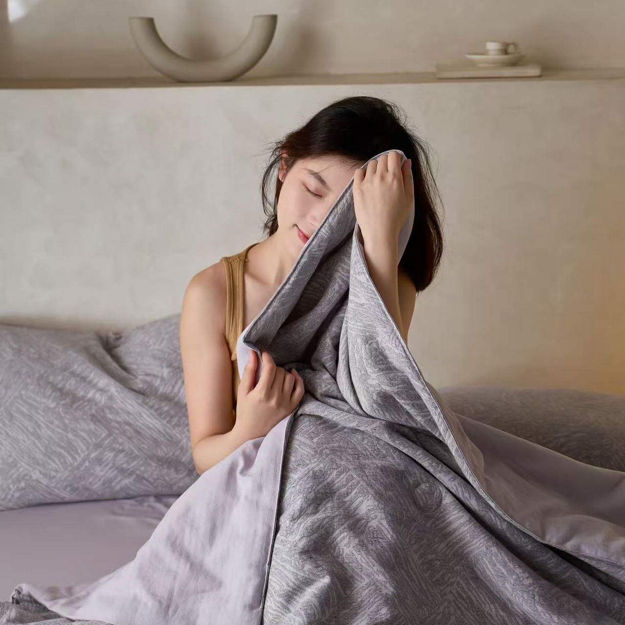 91家纺网 家纺一手货源 找家纺 梦享生活家居 2025新款色织三层提花夏被 缤纷紫