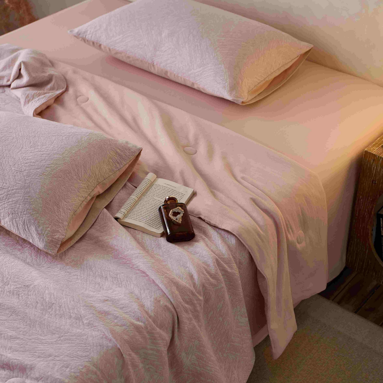 91家纺网 家纺一手货源 找家纺 （总）梦享生活家居 2025新款色织三层提花夏被