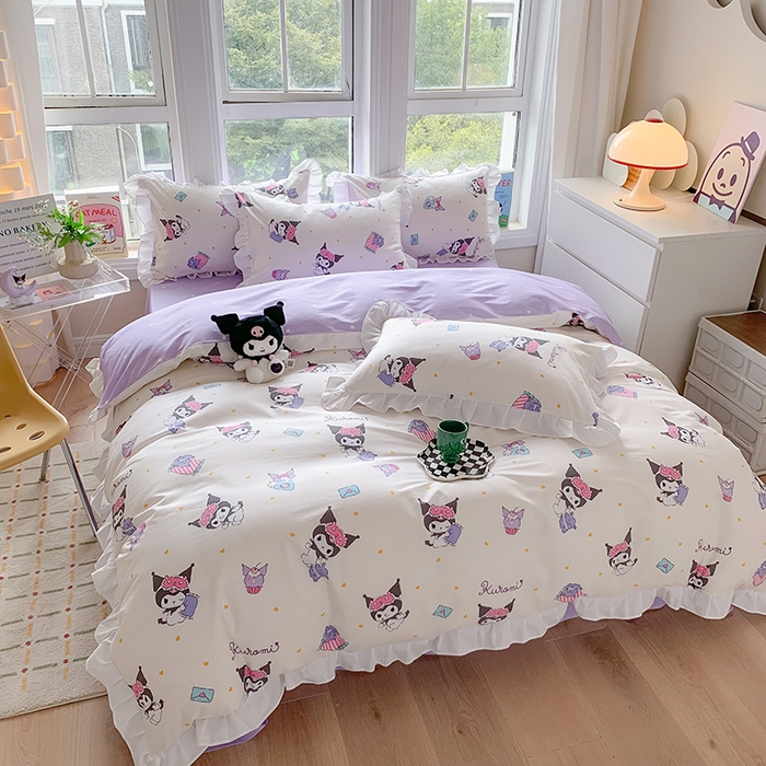 91家纺网 家纺一手货源 找家纺 玉元坊 2025年5月新品 三丽鸥花边被套全棉床单纯棉床裙床笠三四件套-库洛米系列 库洛米伙伴【花边款】