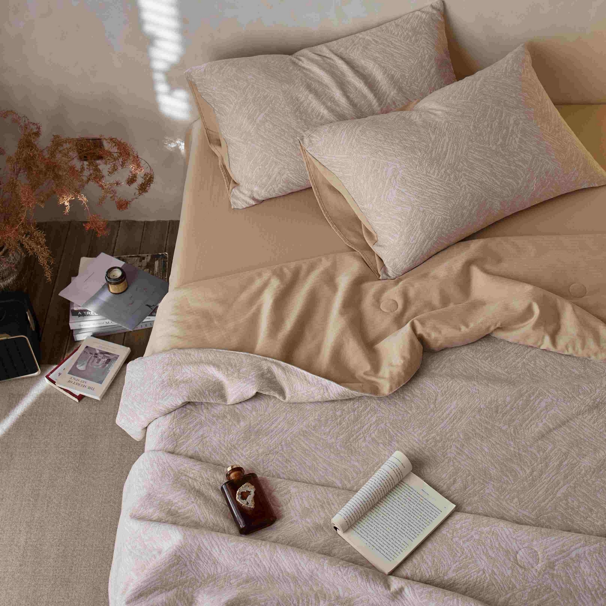 91家纺网 家纺一手货源 找家纺 梦享生活家居 2025新款色织三层提花夏被 缤纷米