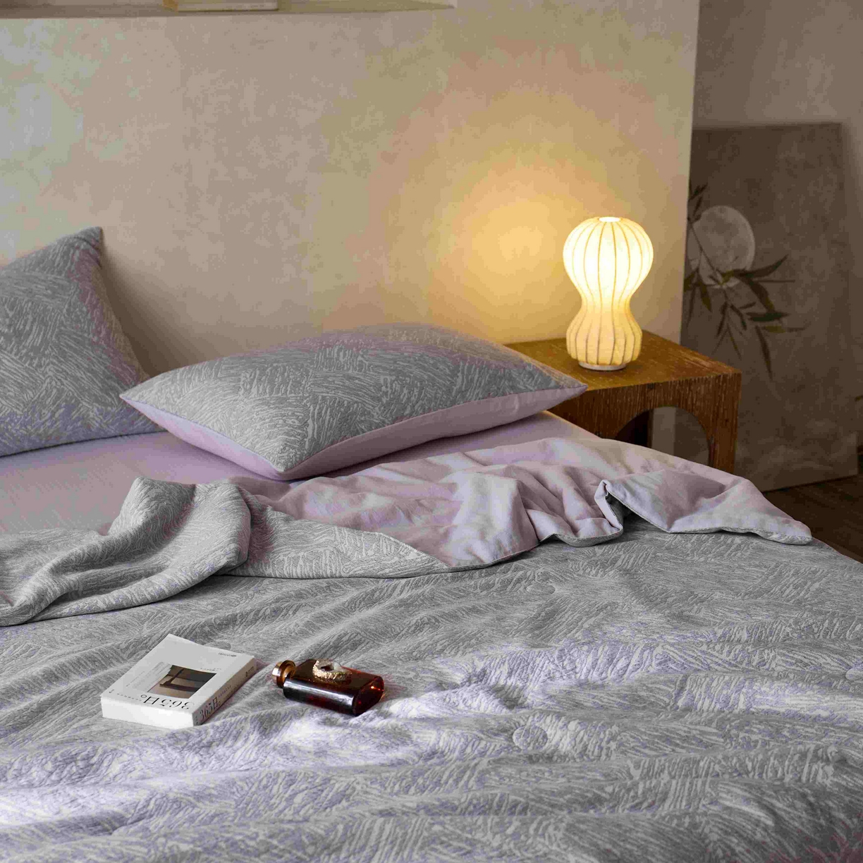 91家纺网 家纺一手货源 找家纺 梦享生活家居 2025新款色织三层提花夏被 缤纷紫