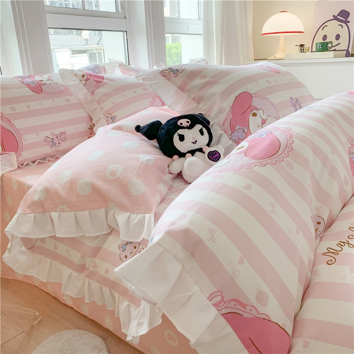 91家纺网 家纺一手货源 找家纺 玉元坊 2025年5月新品 三丽鸥花边被套全棉床单纯棉床裙床笠三四件套-美乐蒂系列 甜甜美乐蒂【花边款】