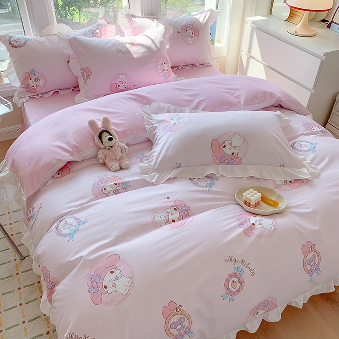 91家纺网 家纺一手货源 找家纺 玉元坊 2025年5月新品 三丽鸥花边被套全棉床单纯棉床裙床笠三四件套-美乐蒂系列 小兔美乐蒂【花边款】