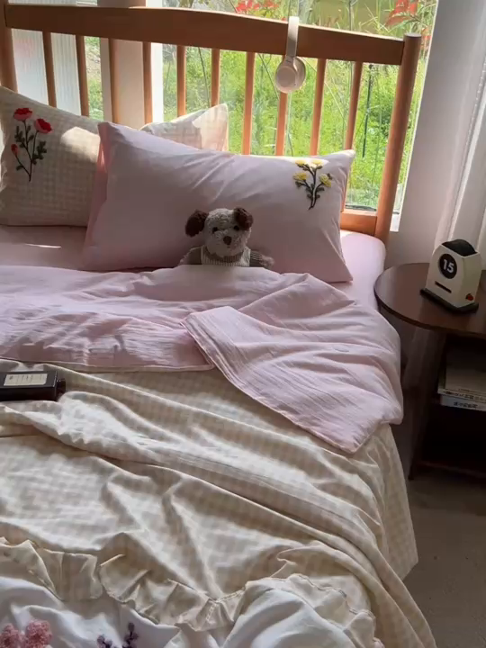 91家纺网 家纺一手货源 找家纺 （总）子钦2025春夏新款云朵棉毛巾绣韩版夏被-花仙子（风格二）