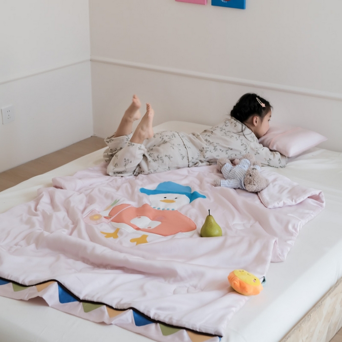91家纺网 家纺一手货源 找家纺 （总）喜多兔儿童家纺 2025新款小惊喜儿童蚕丝蛋白天丝抗菌夏凉被