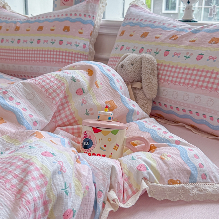 91家纺网 家纺一手货源 找家纺 芯贝儿 2025新款全m纯m花边木m邹邹双层纱水洗m四件套 草莓蛋糕