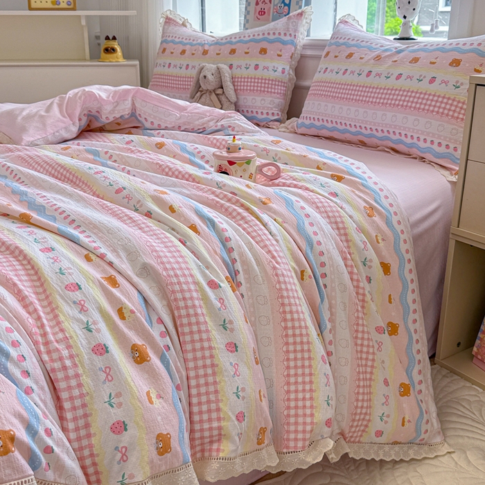 91家纺网 家纺一手货源 找家纺 芯贝儿 2025新款全m纯m花边木m邹邹双层纱水洗m四件套 草莓蛋糕