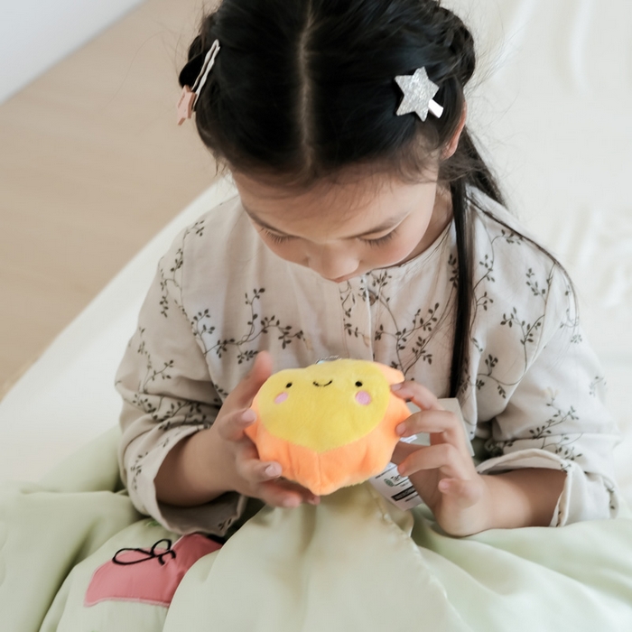 91家纺网 家纺一手货源 找家纺 喜多兔儿童家纺 2025新款小惊喜儿童蚕丝蛋白天丝抗菌夏凉被 绿色微笑小猴