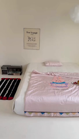 91家纺网 家纺一手货源 找家纺 喜多兔儿童家纺 2025新款小惊喜儿童蚕丝蛋白天丝抗菌夏凉被 粉色围裙小兔宝