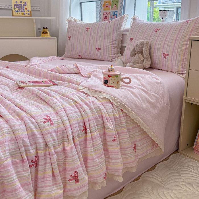 91家纺网 家纺一手货源 找家纺 芯贝儿 2025新款全m花边木m邹邹双层纱水洗m夏被四件套 情人结