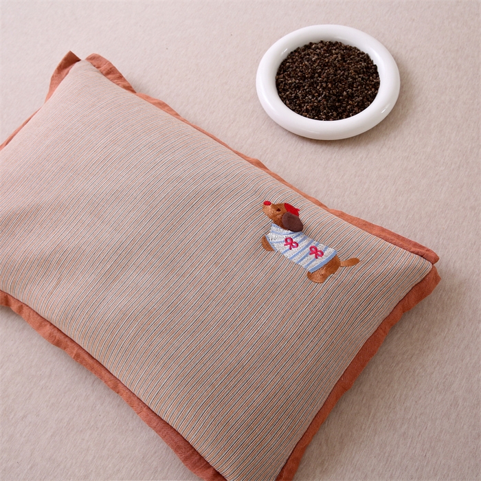 91家纺网 家纺一手货源 找家纺 珍贝家纺 2025新款腊肠狗荞麦枕枕头枕芯 腊肠狗-橙色 35x55cm/只