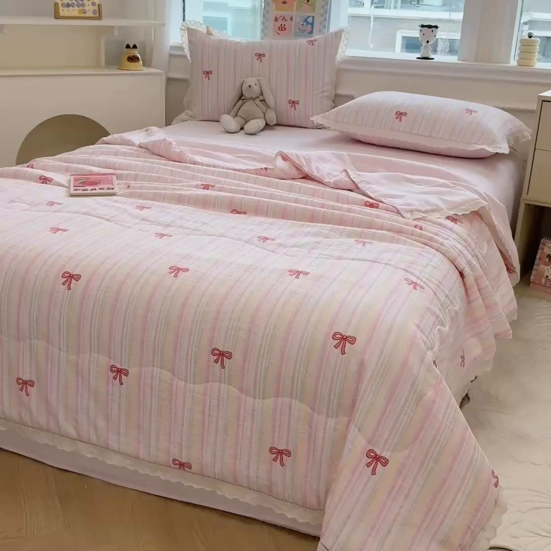 91家纺网 家纺一手货源 找家纺 芯贝儿 2025新款全m花边木m邹邹双层纱水洗m夏被四件套 情人结