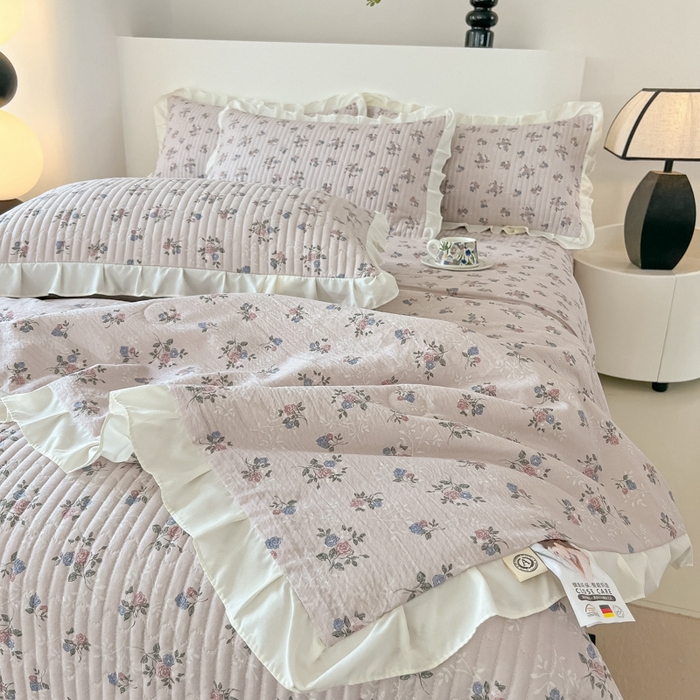 91家纺网 家纺一手货源 找家纺 同田2025新款床盖夏被四件套 梦幻粉