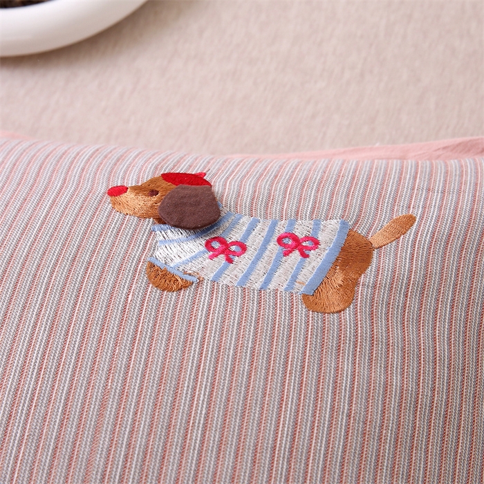 91家纺网 家纺一手货源 找家纺 珍贝家纺 2025新款腊肠狗荞麦枕枕头枕芯 腊肠狗-粉色 35x55cm/只