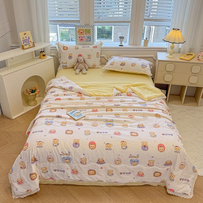 91家纺网 家纺一手货源 找家纺 芯贝儿 2025新款全m花边木m邹邹双层纱水洗m夏被四件套 奶油小熊