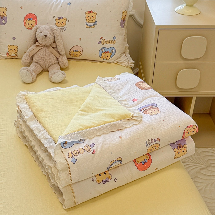 91家纺网 家纺一手货源 找家纺 芯贝儿 2025新款全m花边木m邹邹双层纱水洗m夏被四件套 奶油小熊