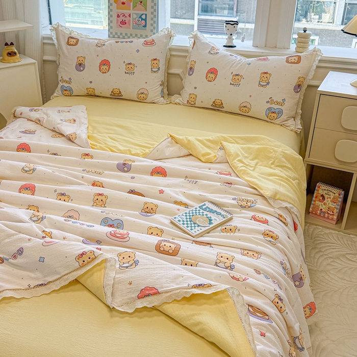 91家纺网 家纺一手货源 找家纺 芯贝儿 2025新款全m花边木m邹邹双层纱水洗m夏被四件套 奶油小熊