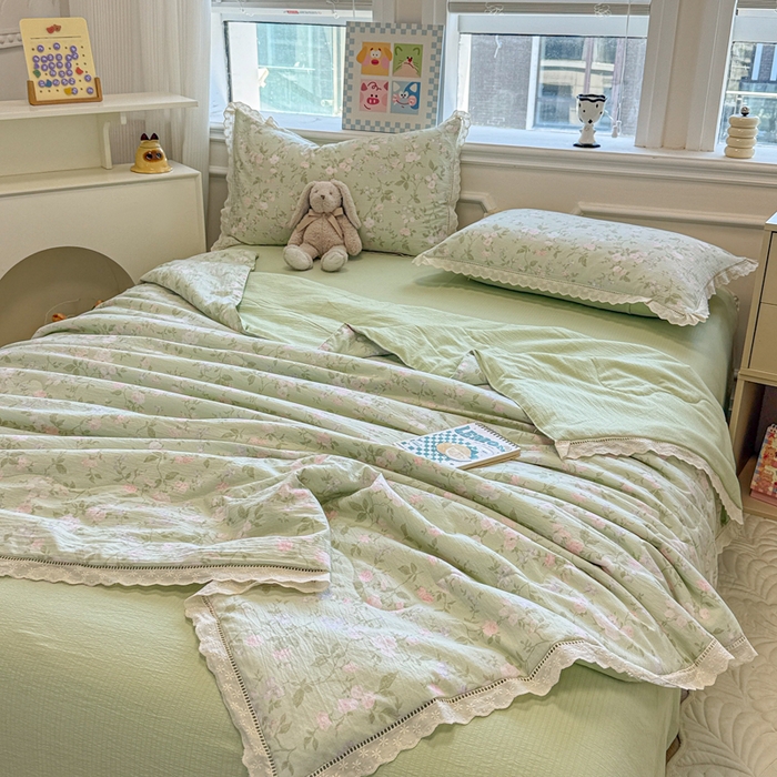 91家纺网 家纺一手货源 找家纺 芯贝儿 2025新款全m花边木m邹邹双层纱水洗m夏被四件套 木槿