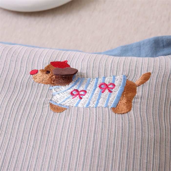 91家纺网 家纺一手货源 找家纺 珍贝家纺 2025新款腊肠狗荞麦枕枕头枕芯 腊肠狗-蓝色 35x55cm/只