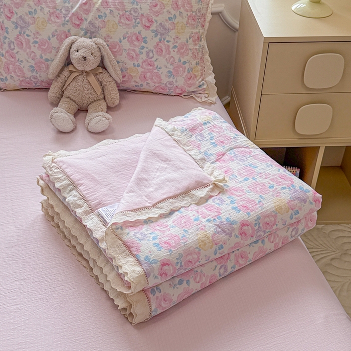 91家纺网 家纺一手货源 找家纺 芯贝儿 2025新款全m花边木m邹邹双层纱水洗m夏被四件套 花漫