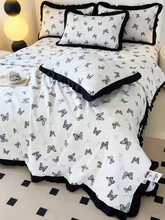 91家纺网 家纺一手货源 找家纺 同田2025新款床盖夏被四件套 黑蝴蝶