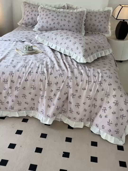 91家纺网 家纺一手货源 找家纺 同田2025新款床盖夏被四件套 梦幻粉