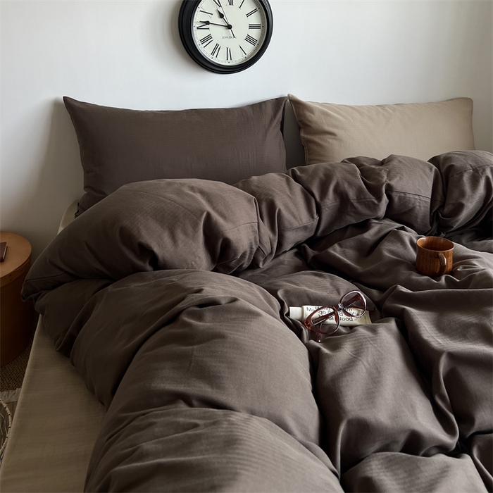 91家纺网 家纺一手货源 找家纺 （总）蜜宿 2025新款全棉人字纹四件套-生巧慕斯